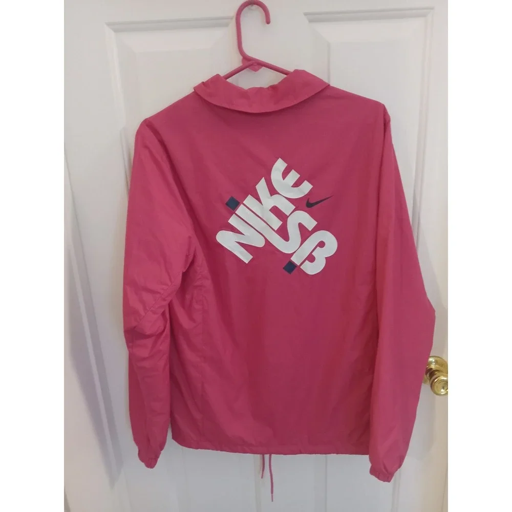 Nike SB Men's Shield Hot Pink Nylon Windbreaker Skate Jacket Size XSmall‎ New